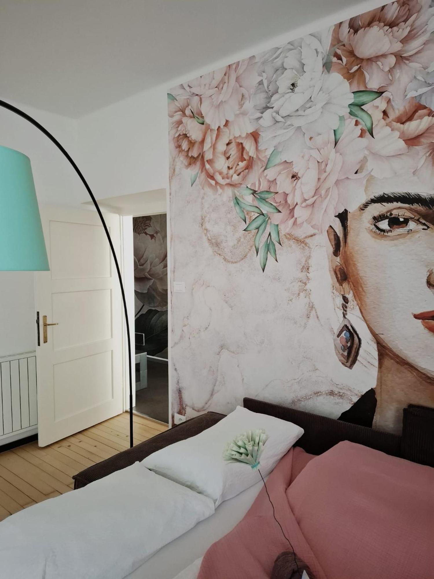 Wildflower In Privatvilla Im Herzen Merans Merano